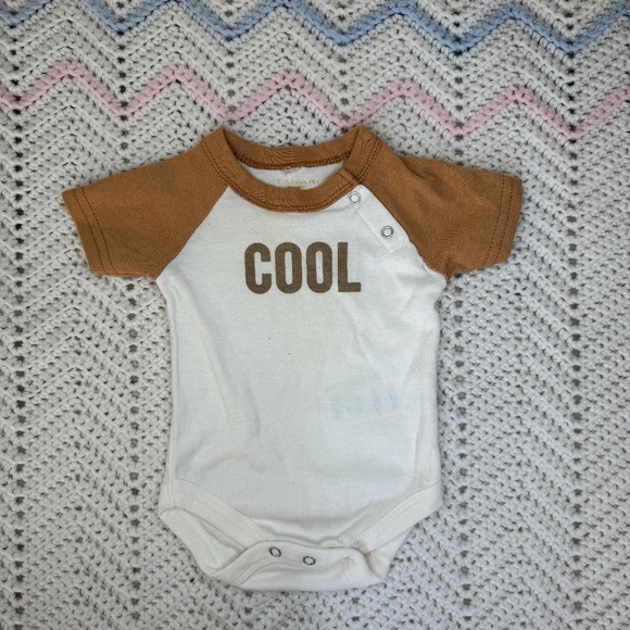 Tahari Baby Outfits - Picture 7 of 10